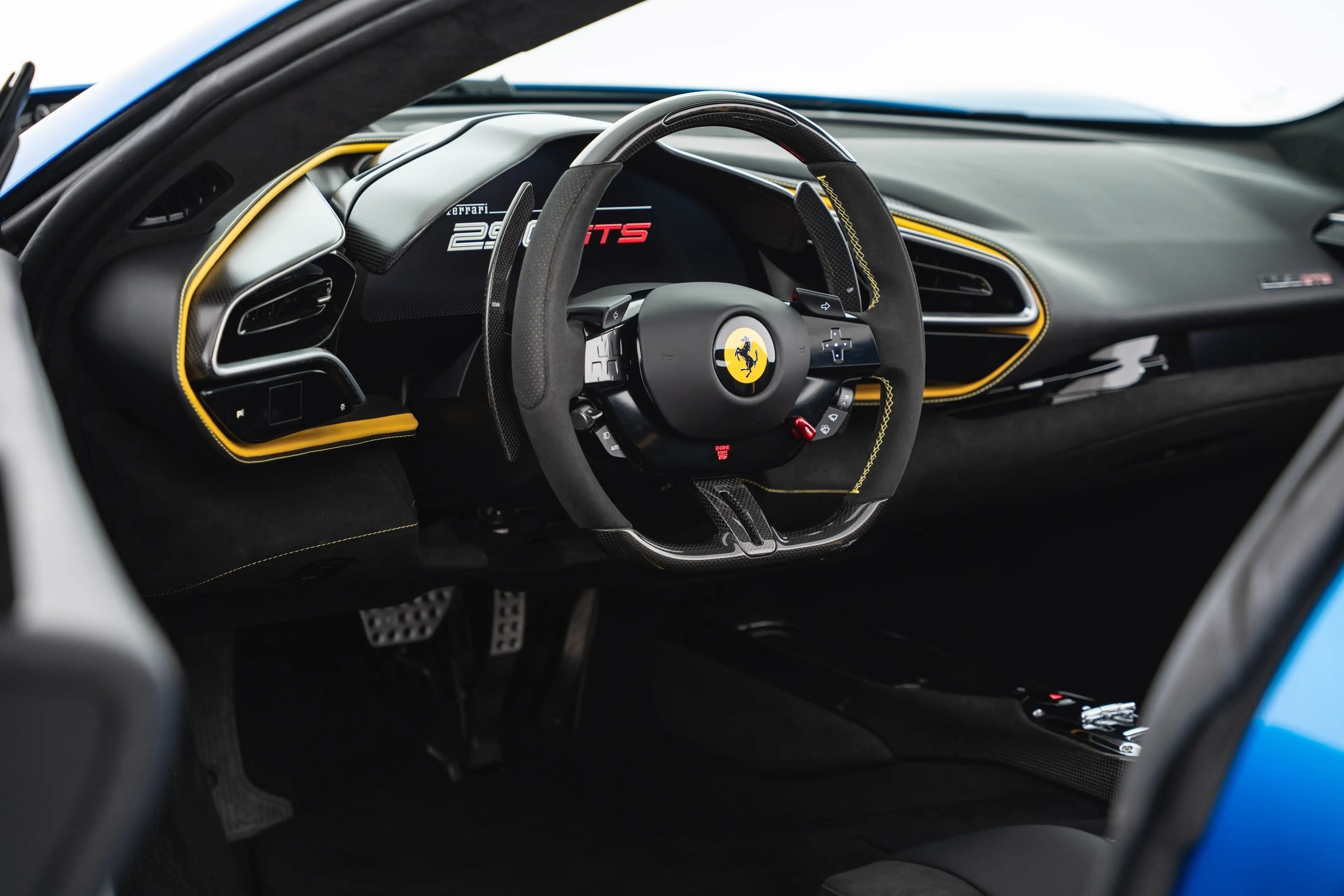Ferrari 296 GTS — photo 15