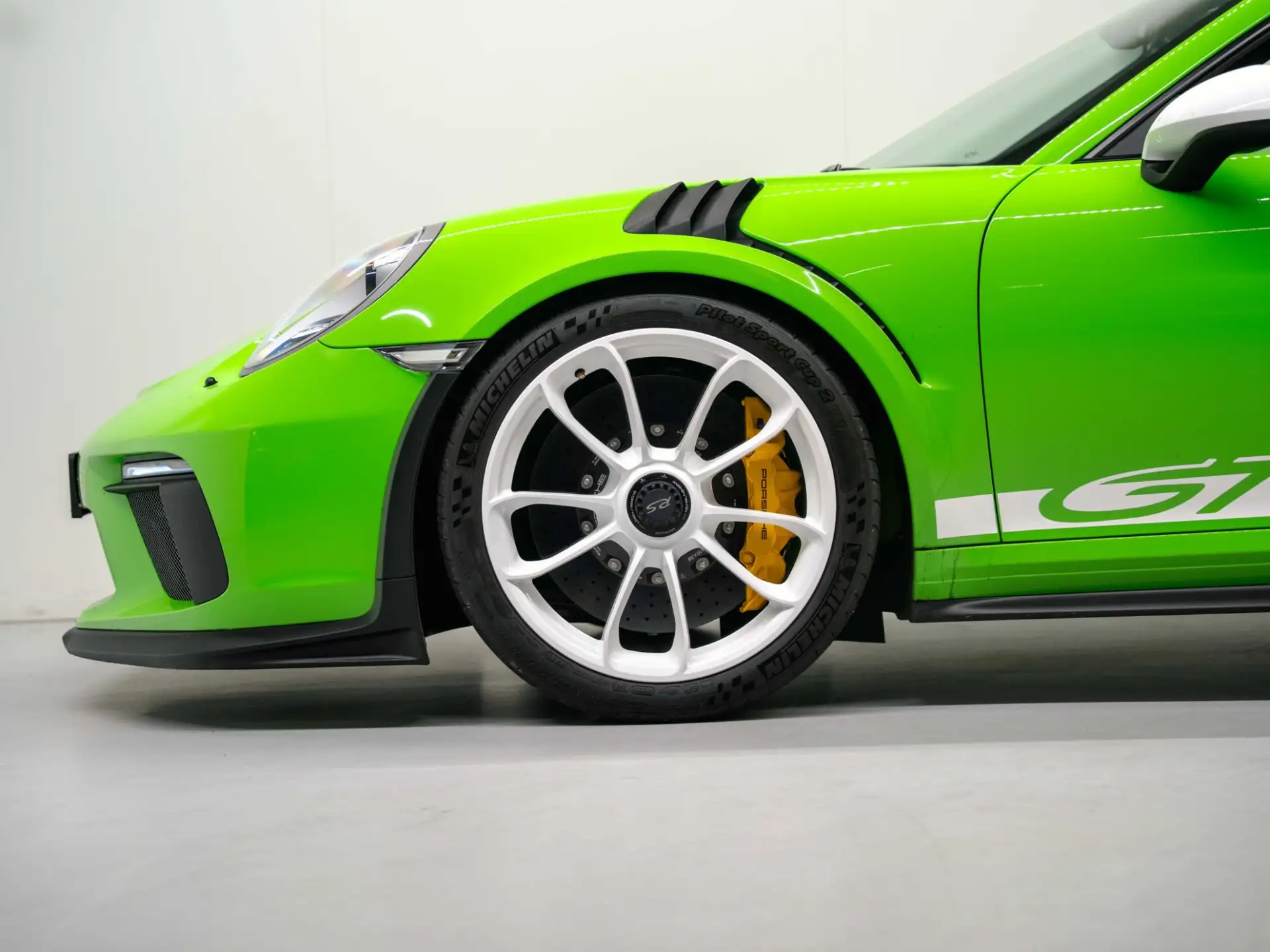 포르쉐 911 Carrera Coupe 2018 초록 사진 4