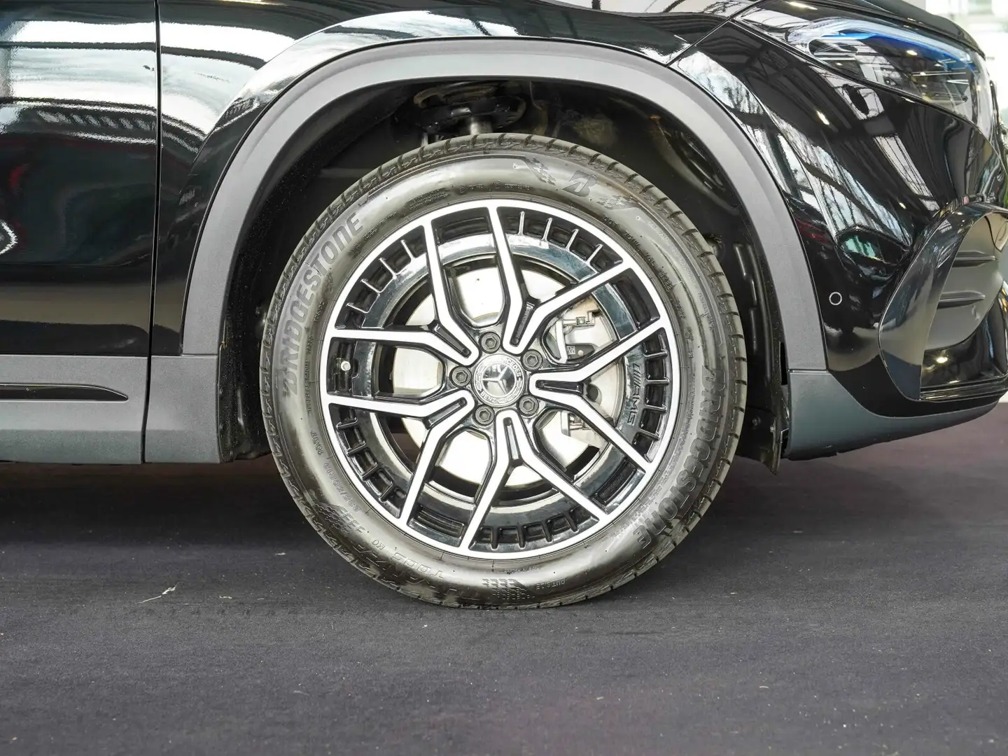 Mercedes-Benz EQA 250 EQA 250 AMG Line Night Panorama AHK Kamera DAB Schwarz - 2
