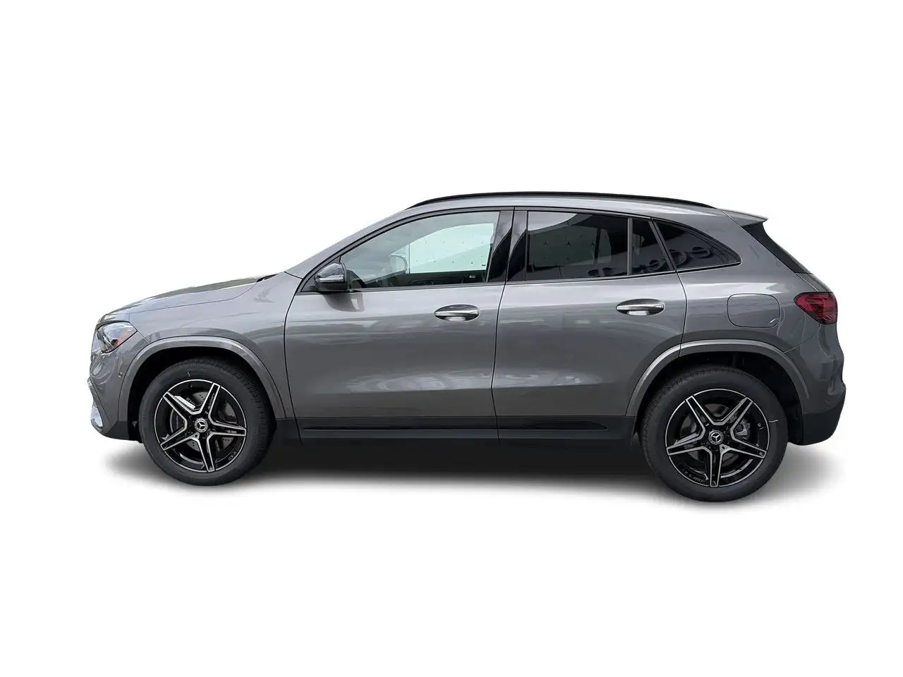 Mercedes-Benz GLA снимка Mercedes-Benz GLA