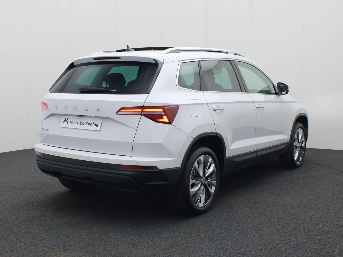 Skoda Karoq 1.5TSI/150PK Design DSG · Panoramadak · App connec Blanc - 2