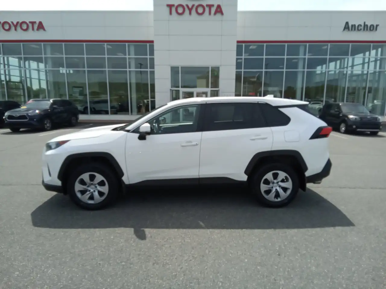 Toyota RAV 4 снимка Toyota RAV 4