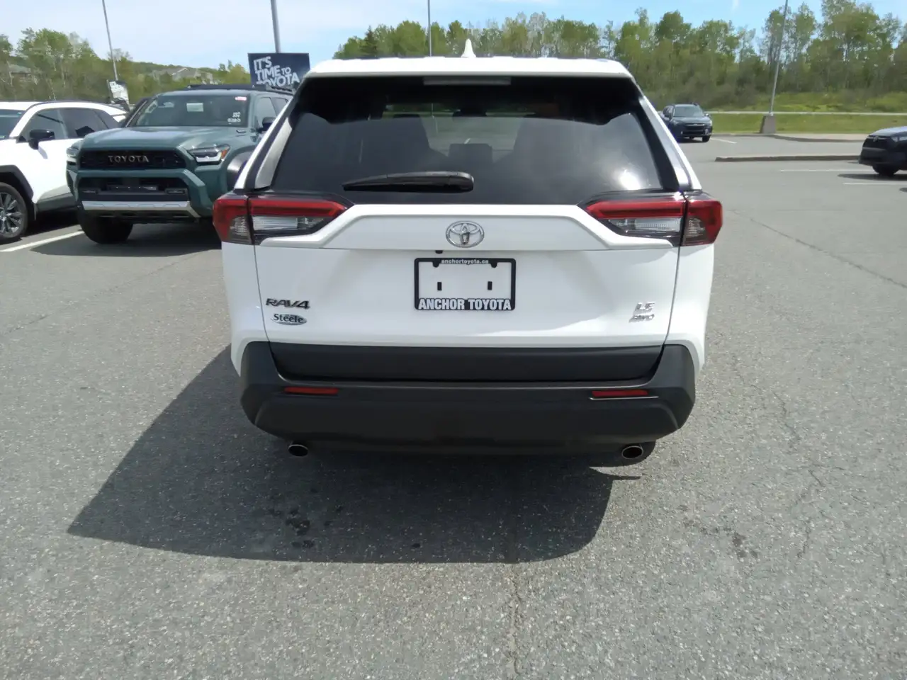 Toyota RAV 4 снимка Toyota RAV 4