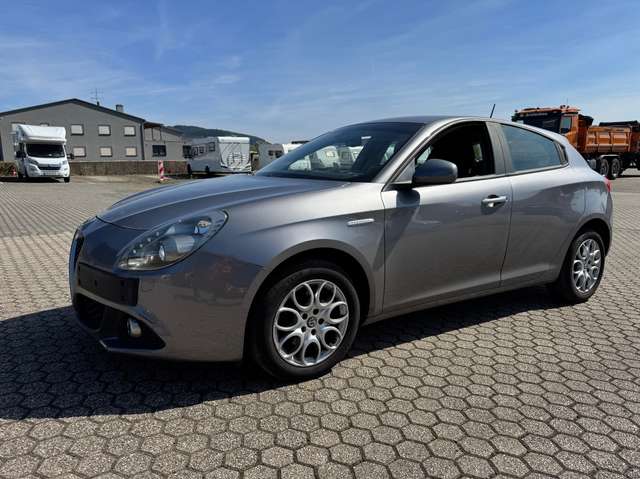 Alfa Romeo Giulietta Super (2016 )
