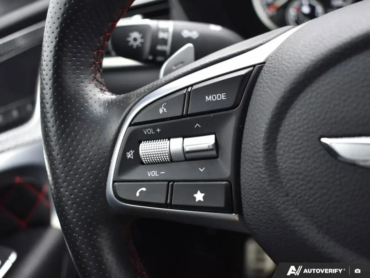 Genesis G70 снимка Genesis G70