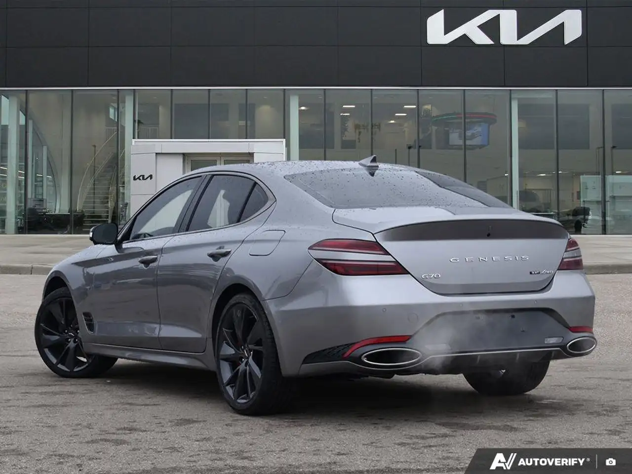 Genesis G70 снимка Genesis G70