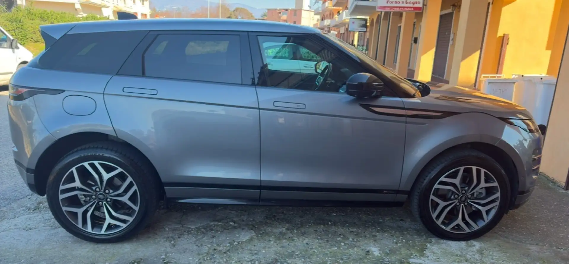 Land Rover Range Rover Evoque R-Dynamic 2.0 204cv - 2