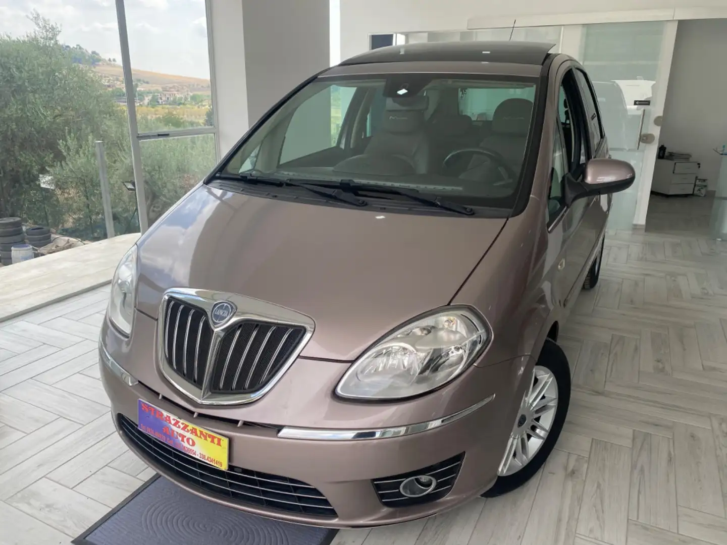Lancia MUSA 1.6 Multijet S&S Platino Gris - 1