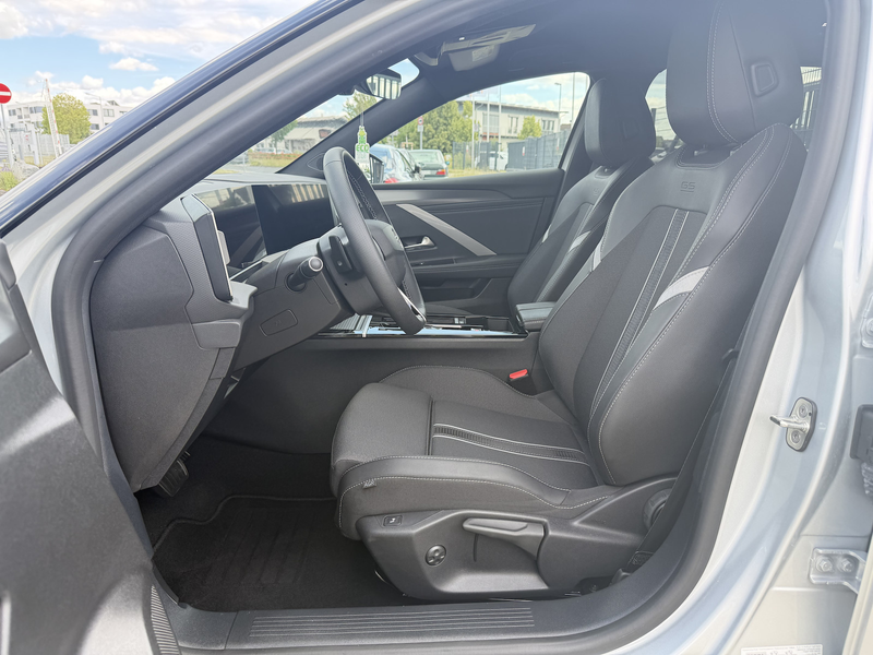 Opel Astra 1.2 Turbo GS Aut. Navi+Led+Head Up+Shz+Pdc — photo 9