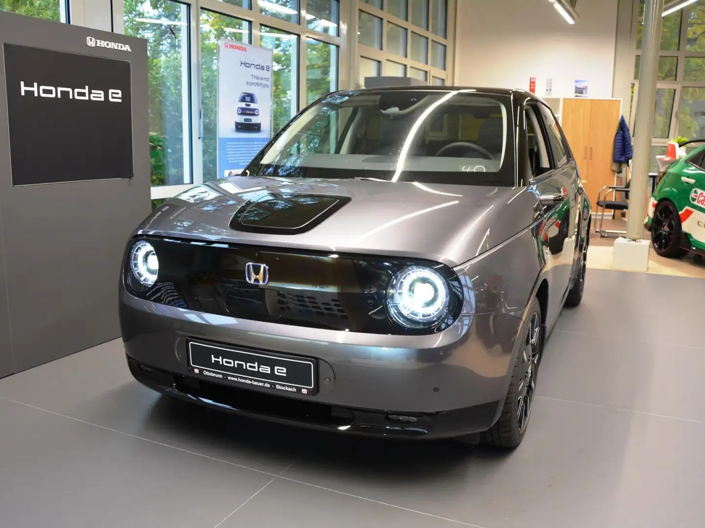 Honda e Advance-Paket 17" / 8-fach / Leder / Illu-Paket Grau - 1