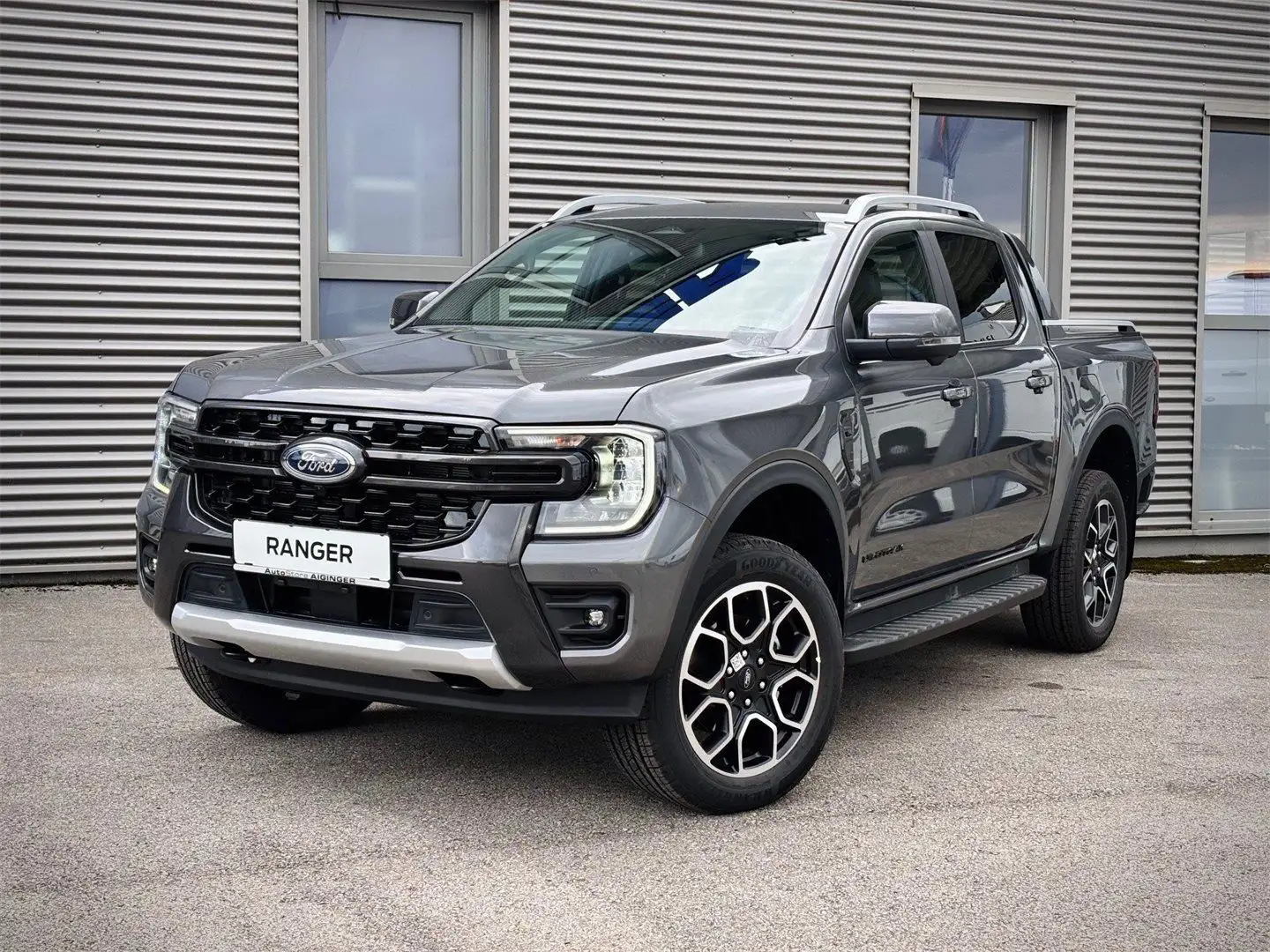 Ford Ranger Wildtrak 3,0l 240PS Doppelkabine Grau - 2