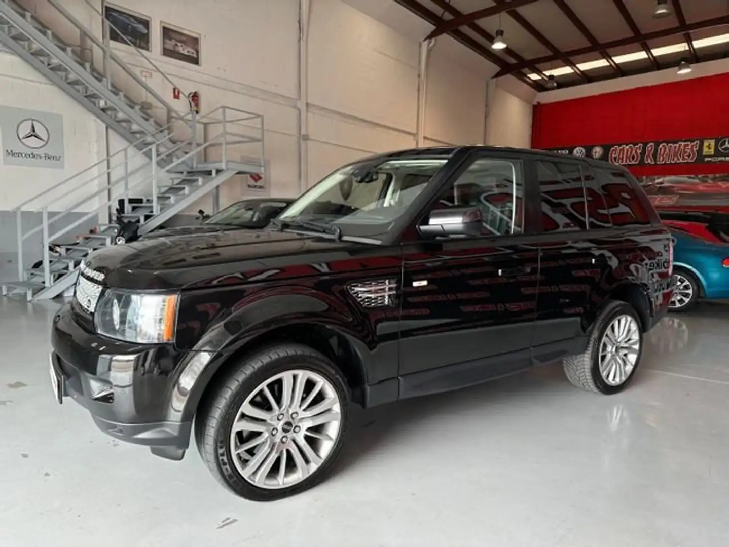 Land Rover Range Rover Sport 3.0SDV6 SE Aut. Noir - 1