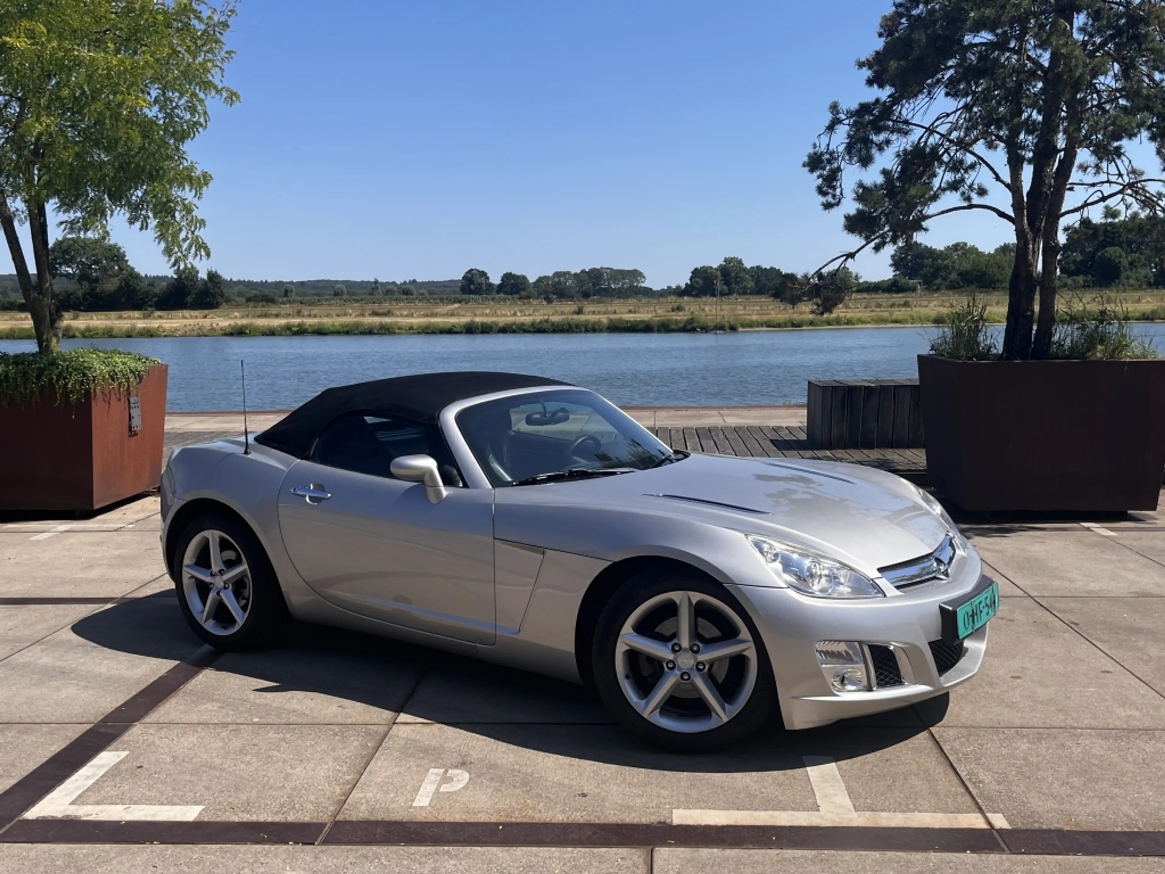 Opel GT 2.0 Turbo ECOTEC - zeldzaam mooie en originele aut — photo 14