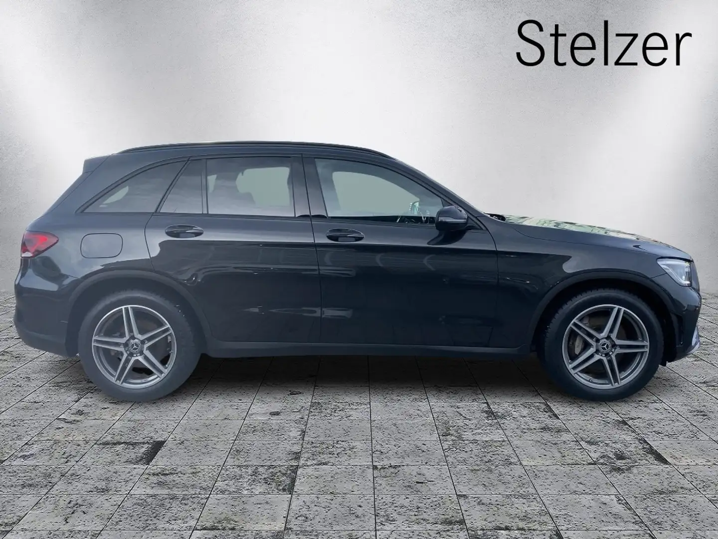 Mercedes-Benz GLC 220 d 4MATIC PTS Shz Mbeam eHeck AMG MBUX Grau - 2