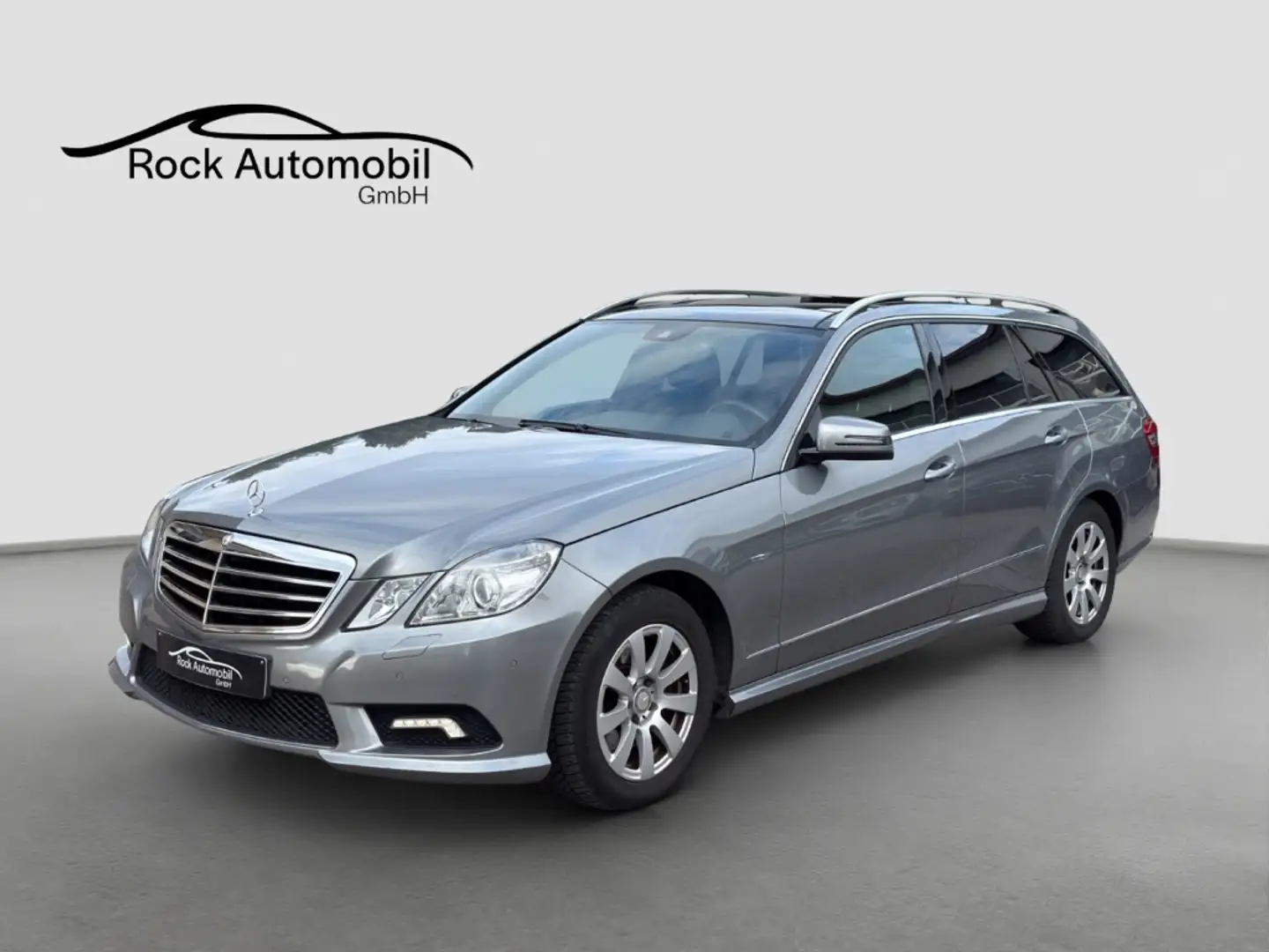 Mercedes-Benz E 350 T CDI AMG 7G Leder Airmatic Pano TÜV NEU Argent - 2