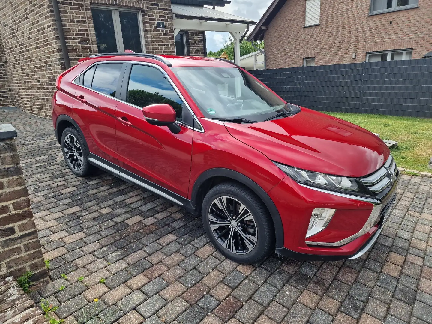 Mitsubishi Eclipse Cross 1.5 T-MIVEC 2WD Spirit+ mit Hagelschaden! - 2