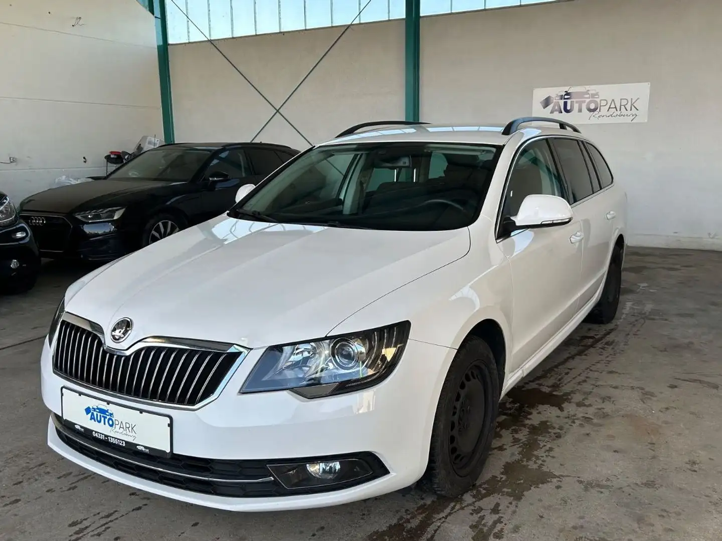 Skoda Superb Combi 2.0 TDI Exclusive Weiß - 1