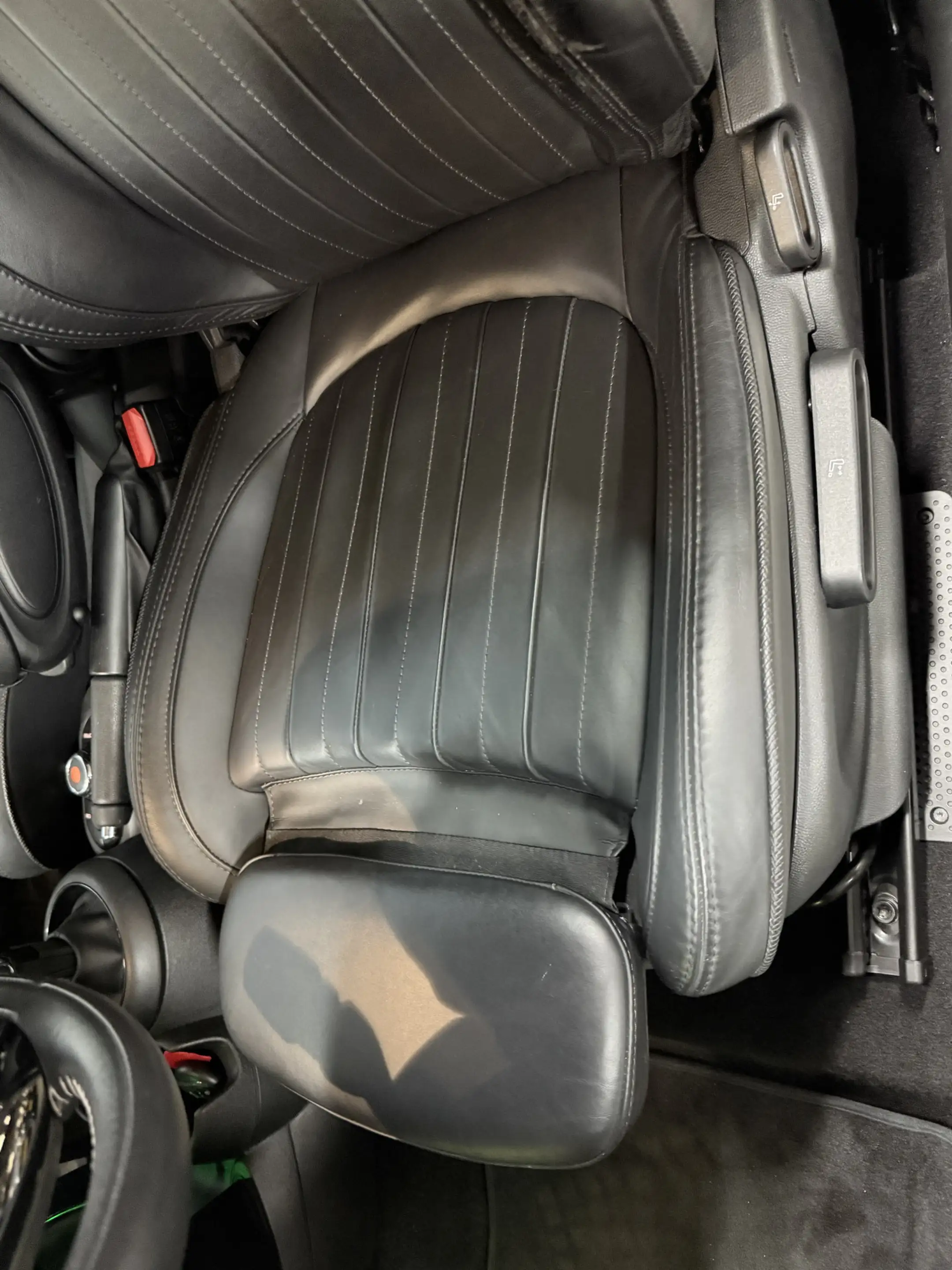 MINI Cooper Cabrio 1.5 Salt // Leer // Mini Yours // JCW! — photo 25