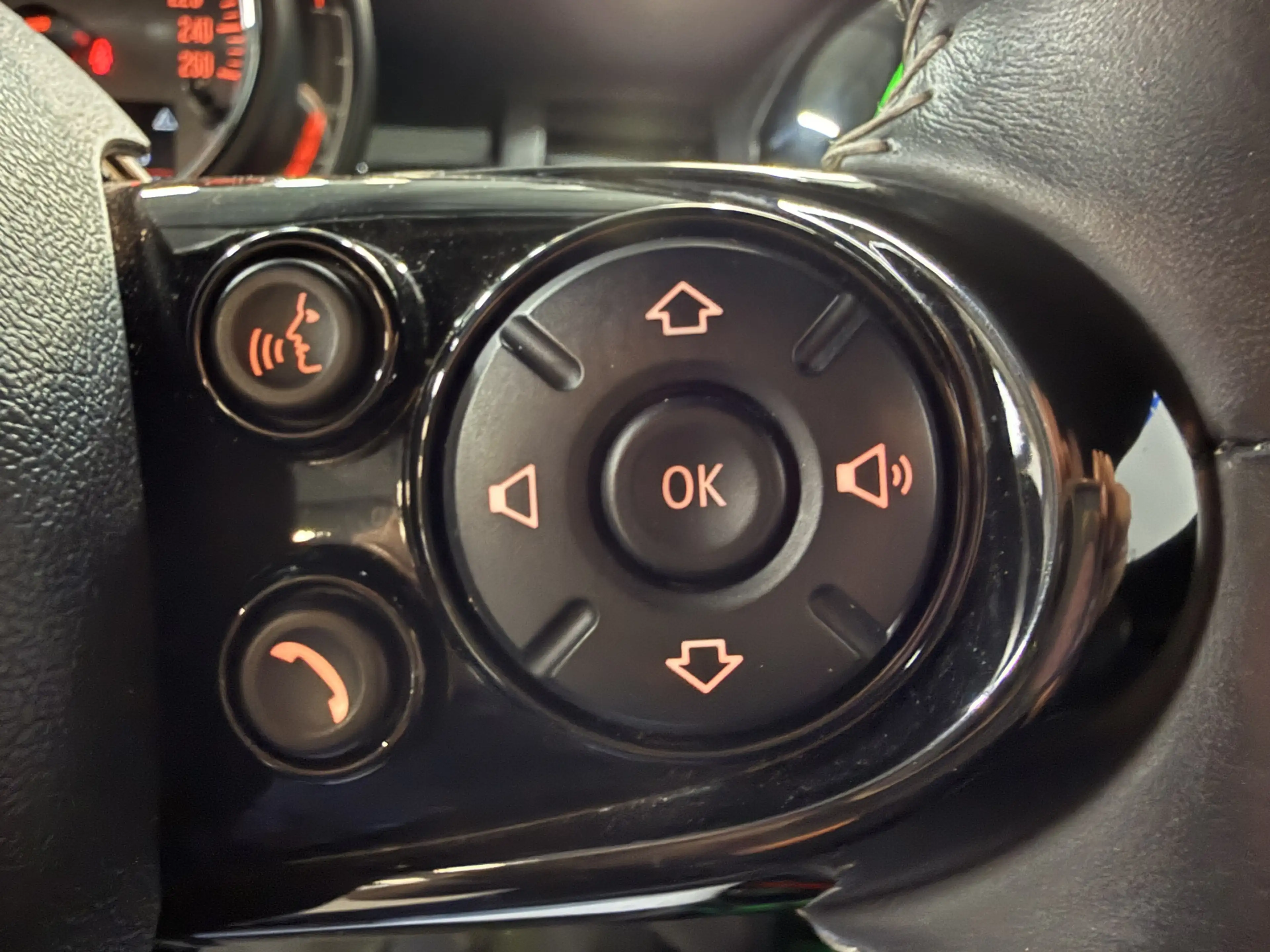MINI Cooper Cabrio 1.5 Salt // Leer // Mini Yours // JCW! — photo 22