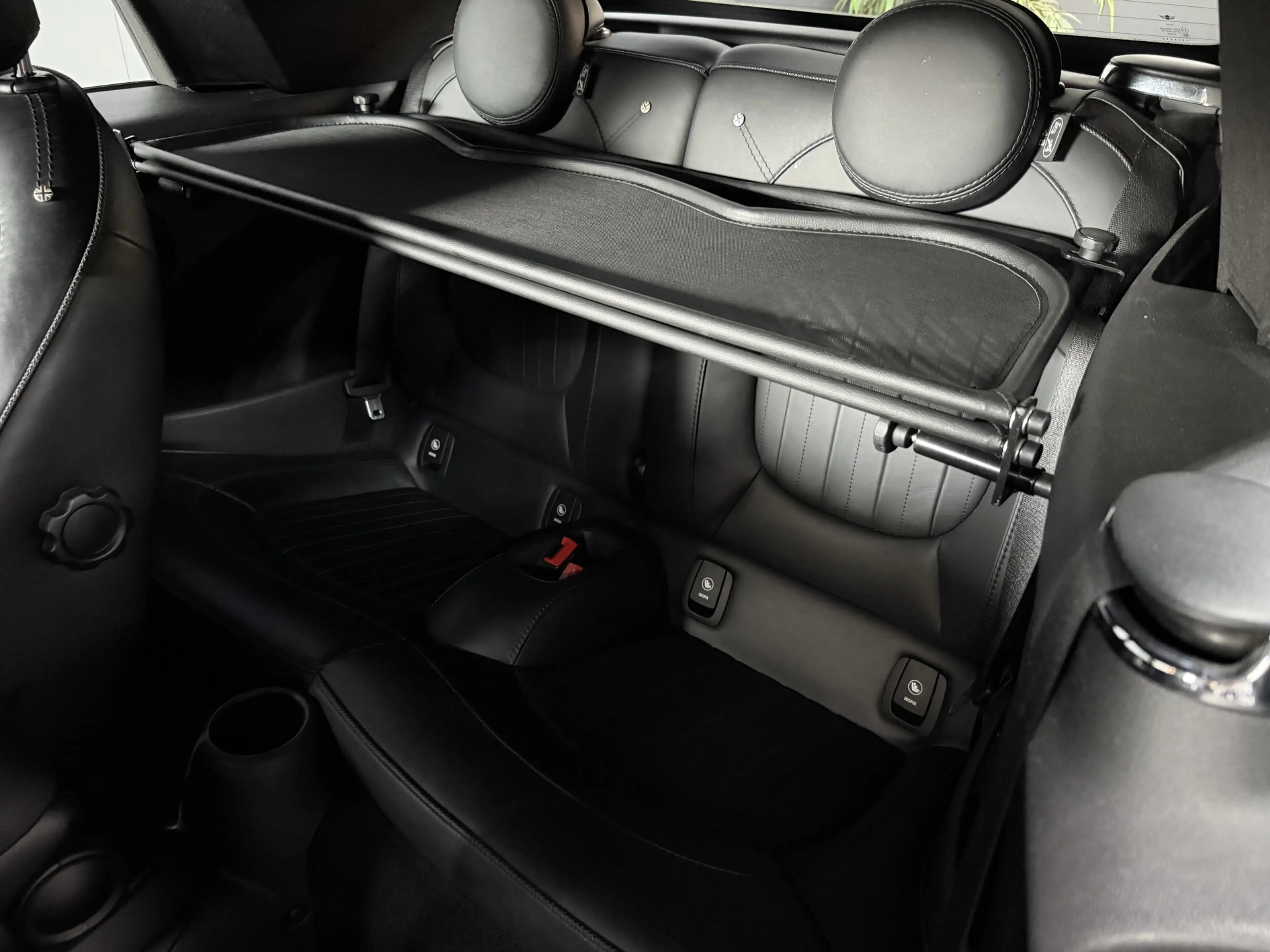 MINI Cooper Cabrio 1.5 Salt // Leer // Mini Yours // JCW! — photo 10