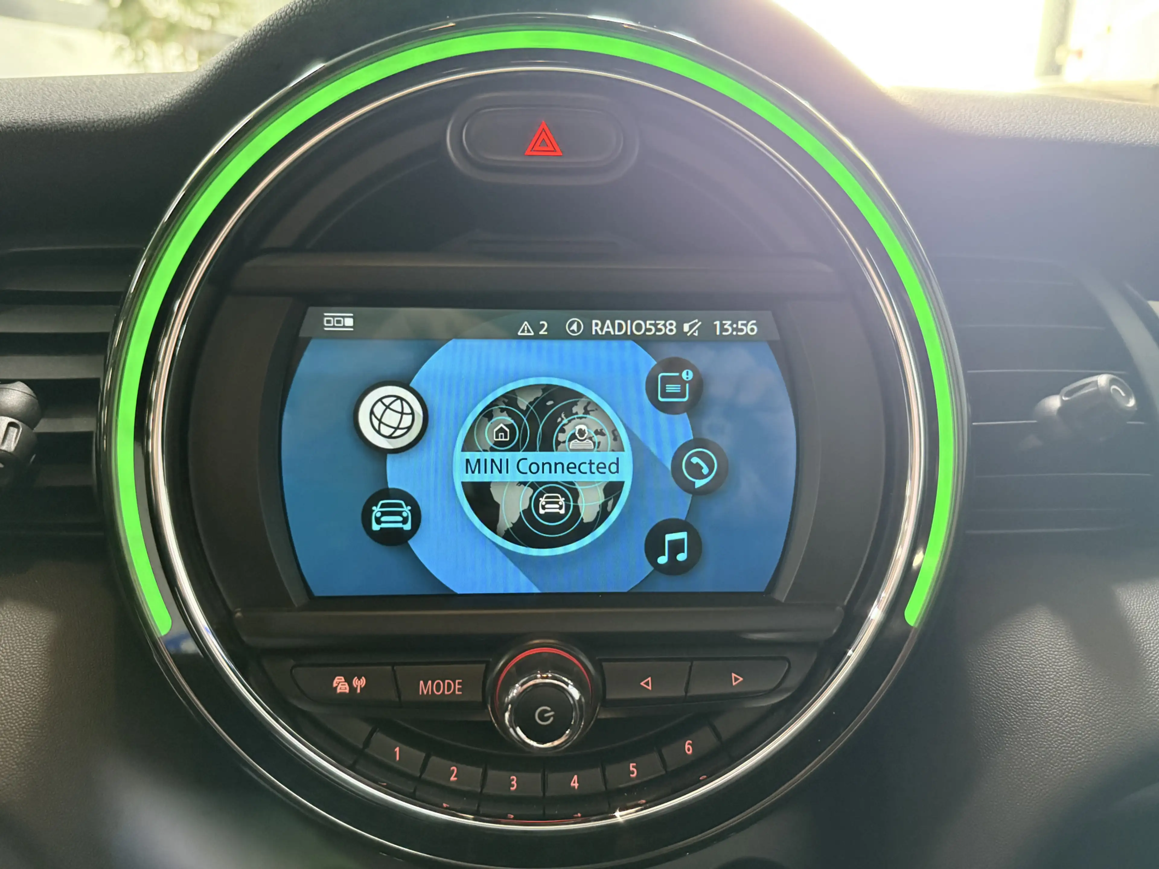 MINI Cooper Cabrio 1.5 Salt // Leer // Mini Yours // JCW! — photo 17