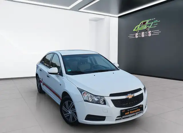 Chevrolet Cruze 1.6 Lim.~2. Hand~Klima~Top