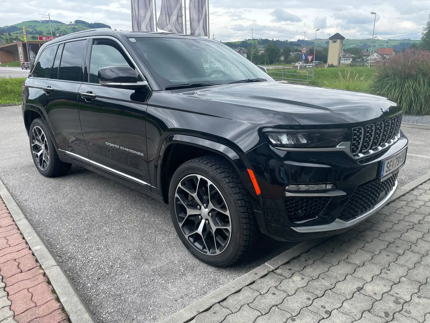Jeep Grand Cherokee 4xe PHEV Summit Reserve Vollausstattung Schwarz - 1