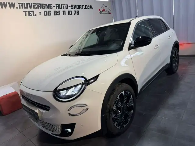 Fiat 600 T-Gen 3 1.2 HYBRID 110ch eDCT6 la prima