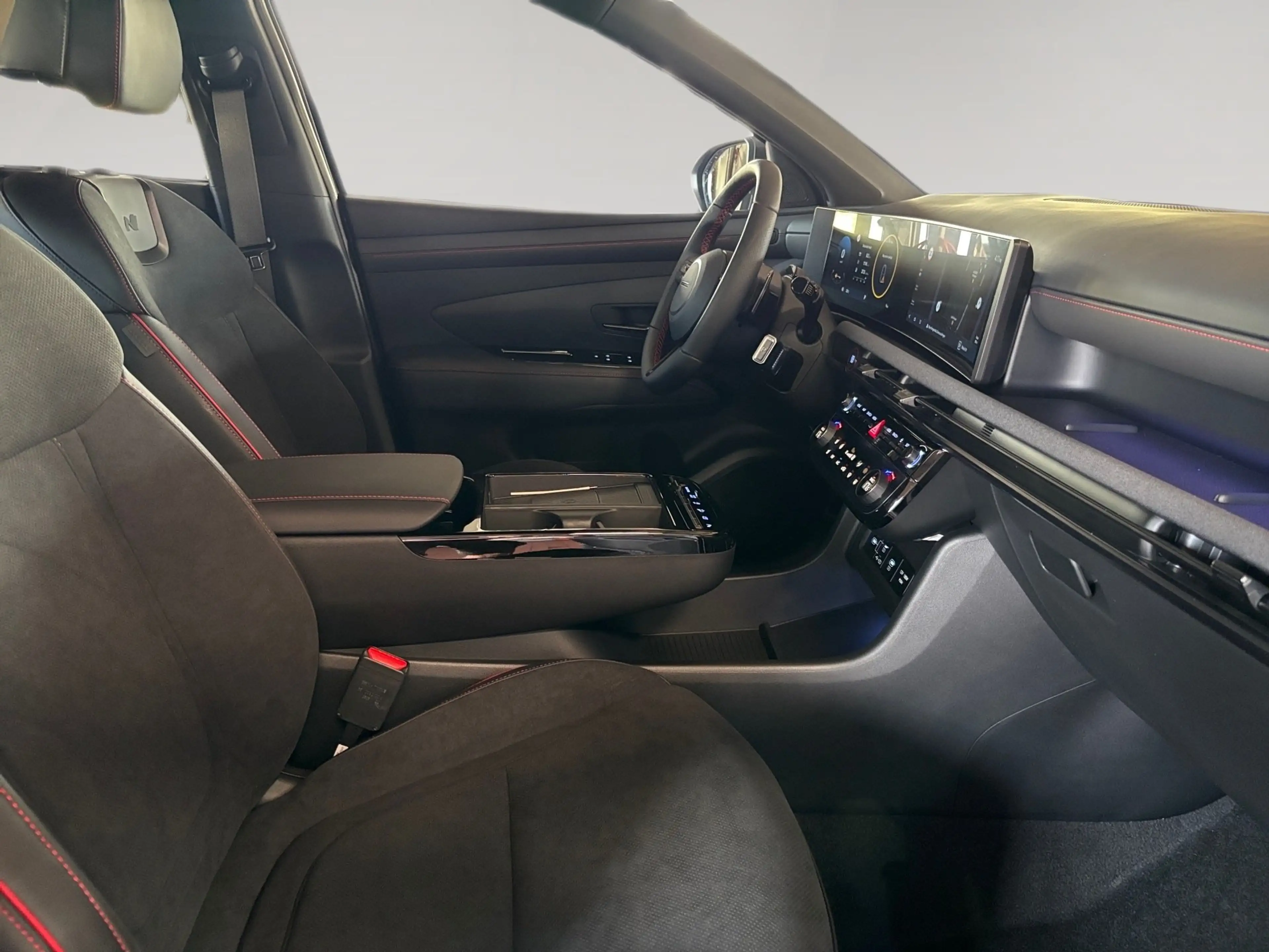 Hyundai TUCSON 1.6L N-Line X mit Assistenz-Paket, Pano — photo 14