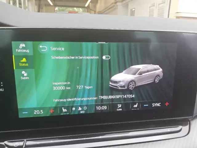 Skoda Octavia view 13