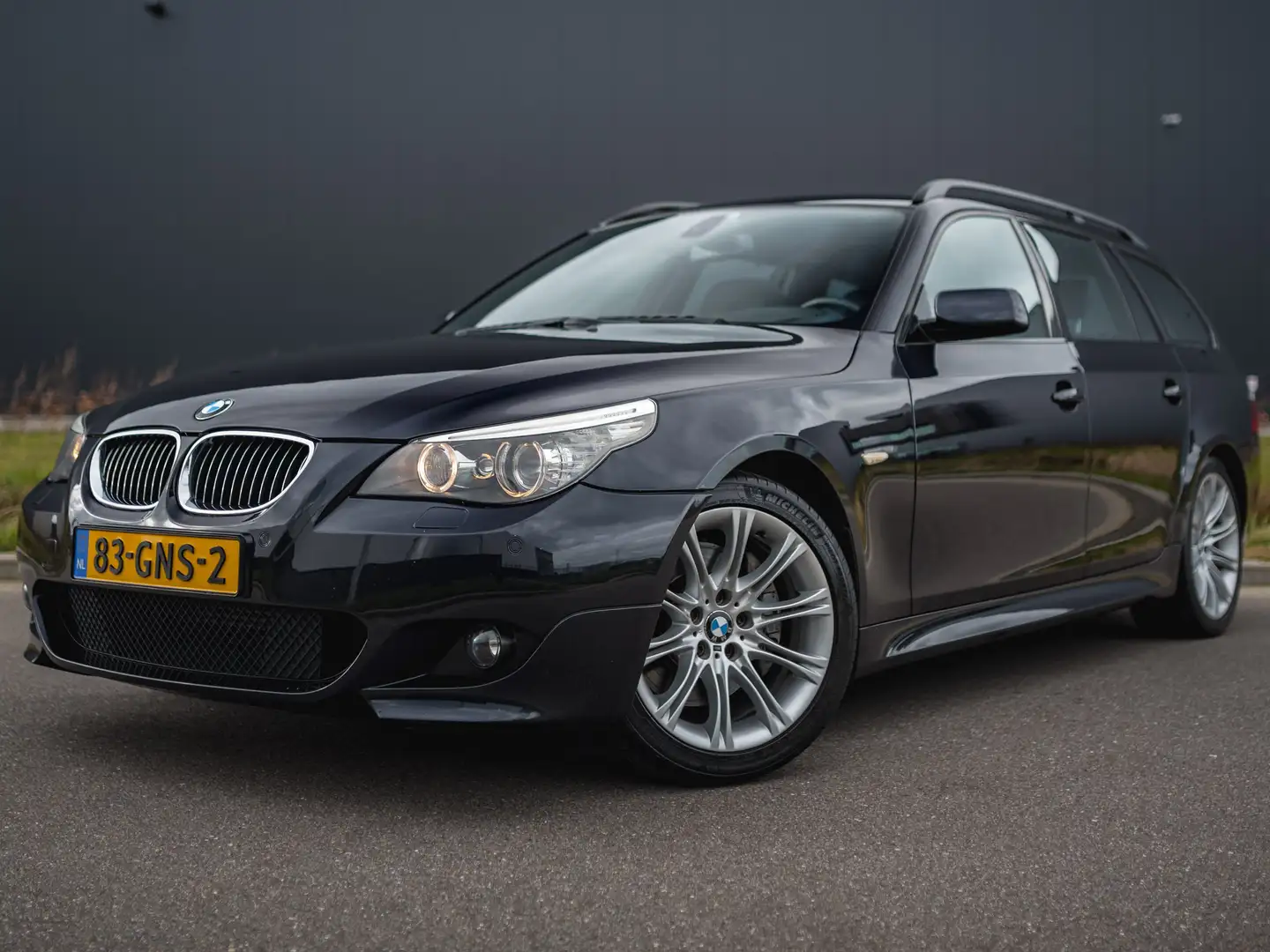 BMW 530 530i Business Line YOUNGTIMER Noir - 1
