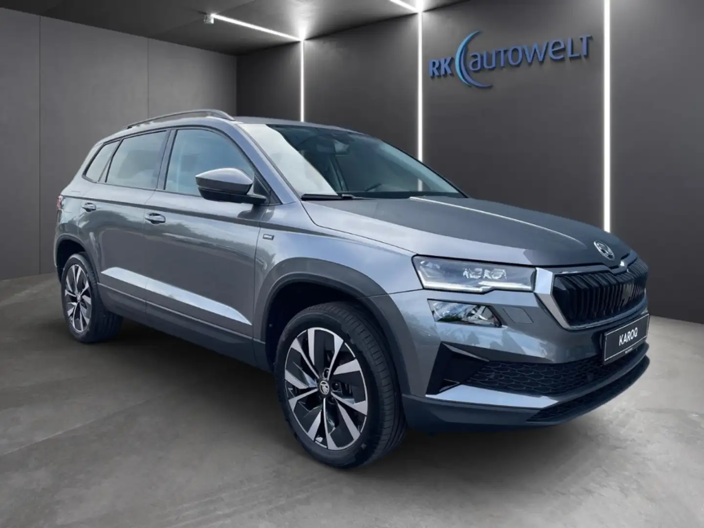 Skoda Karoq Selection 1.5 TSI DSG Klima,AHK,SmartLink,LED Gris - 2