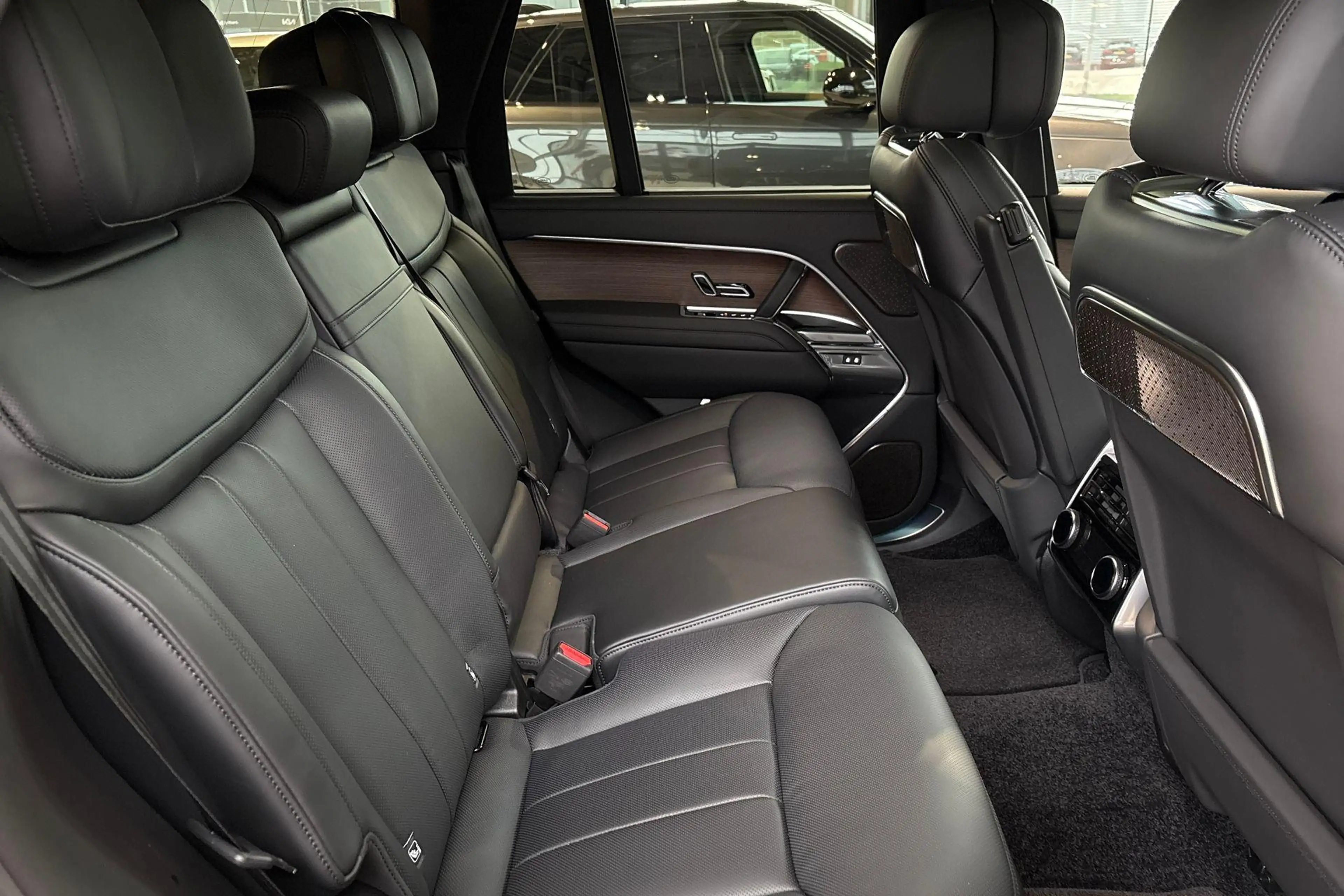 Land Rover Range Rover P460e HSE | Signature Sound | Comfort Pack | Premi — photo 14