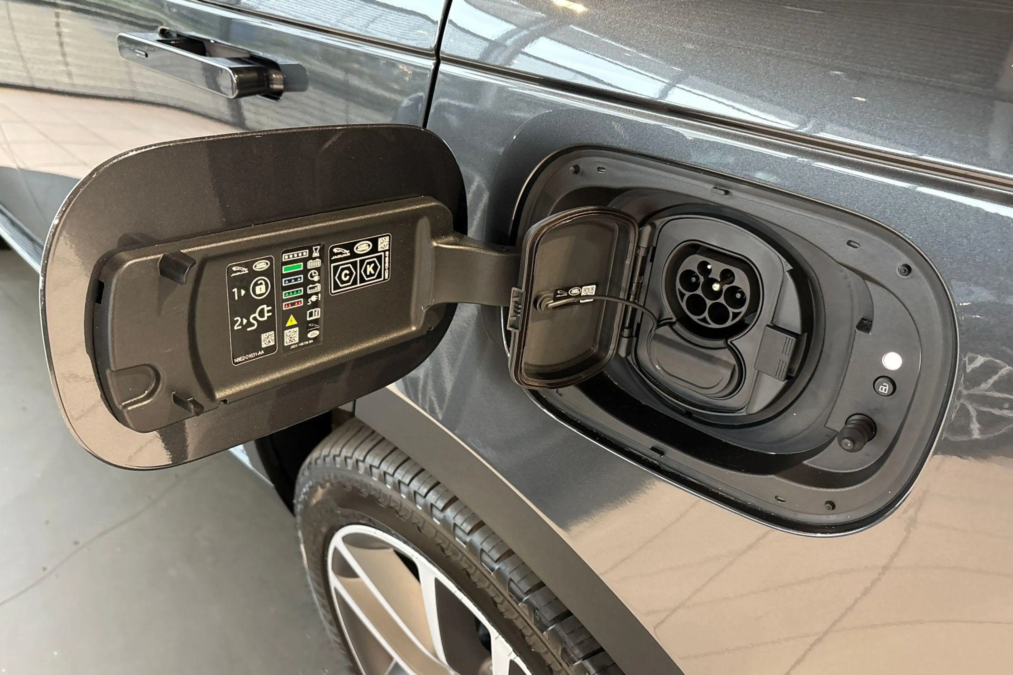 Land Rover Range Rover P460e HSE | Signature Sound | Comfort Pack | Premi — photo 22