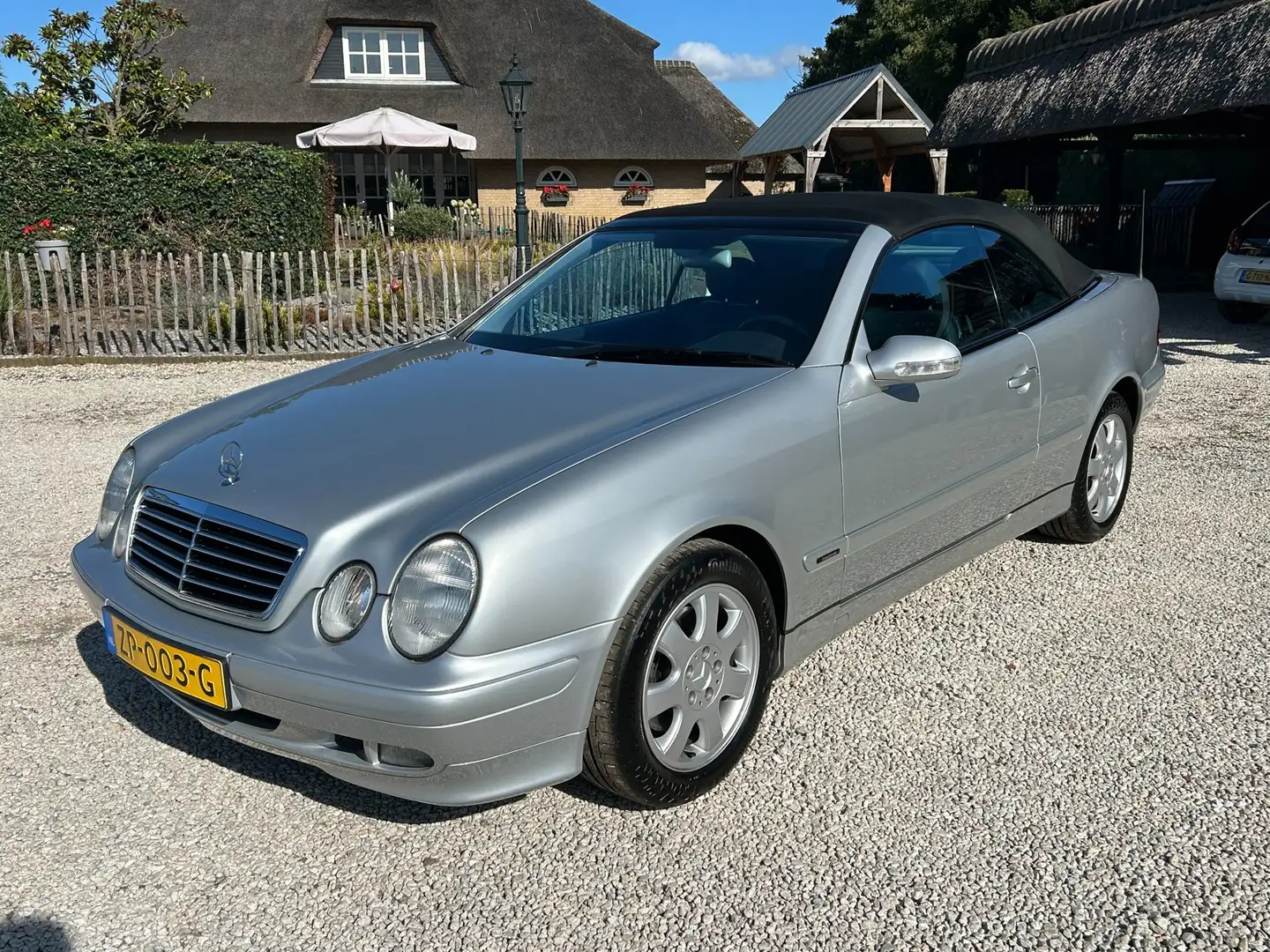 Mercedes-Benz CLK 230 Cabrio Kompressor.CABRIO AIRCO, BECKER, LEDER, Silber - 2