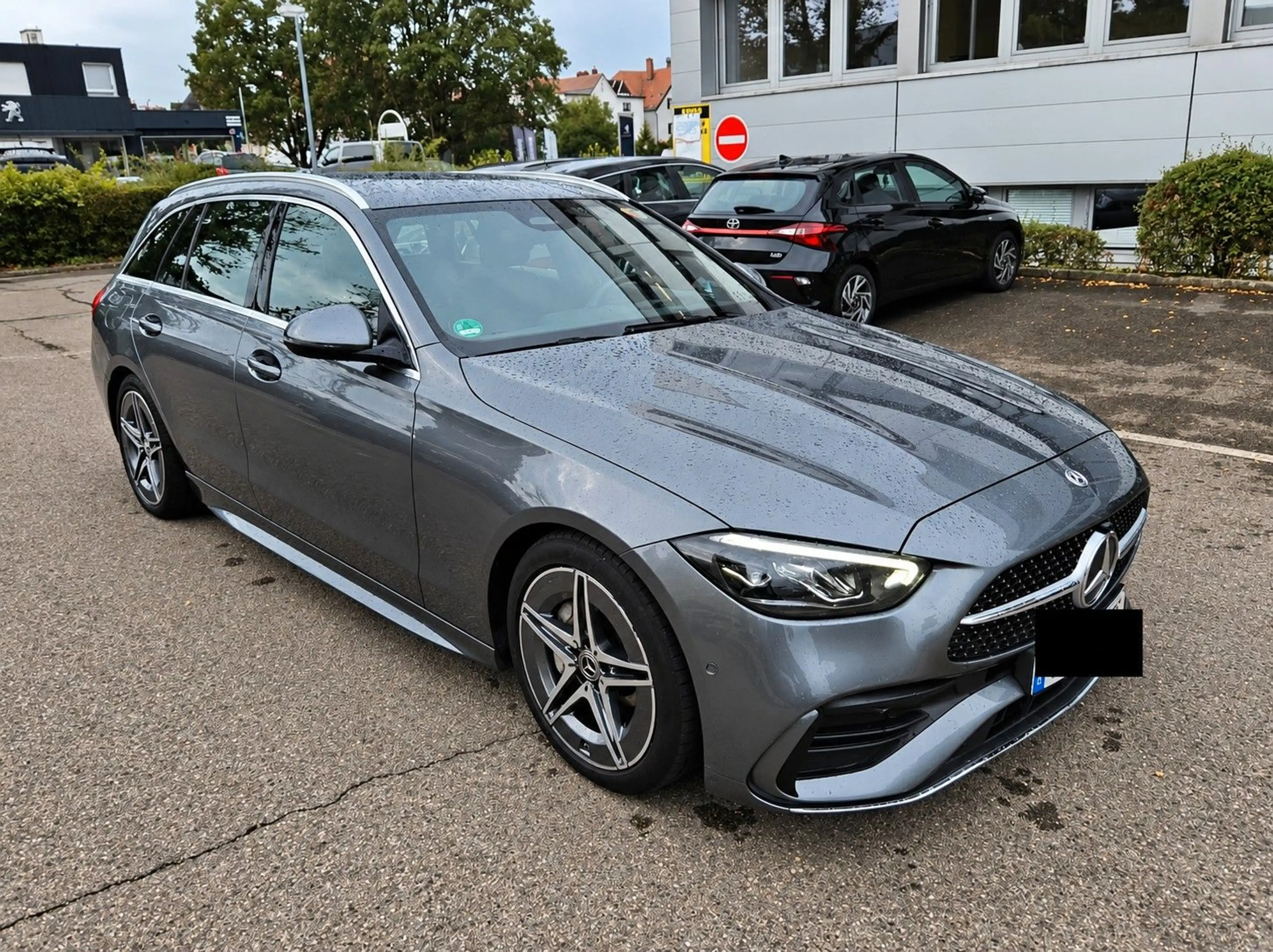 Mercedes-Benz C 300 4Matic AMG *1.Hd*Panorama*LED*MBux*Kamera* — photo 2