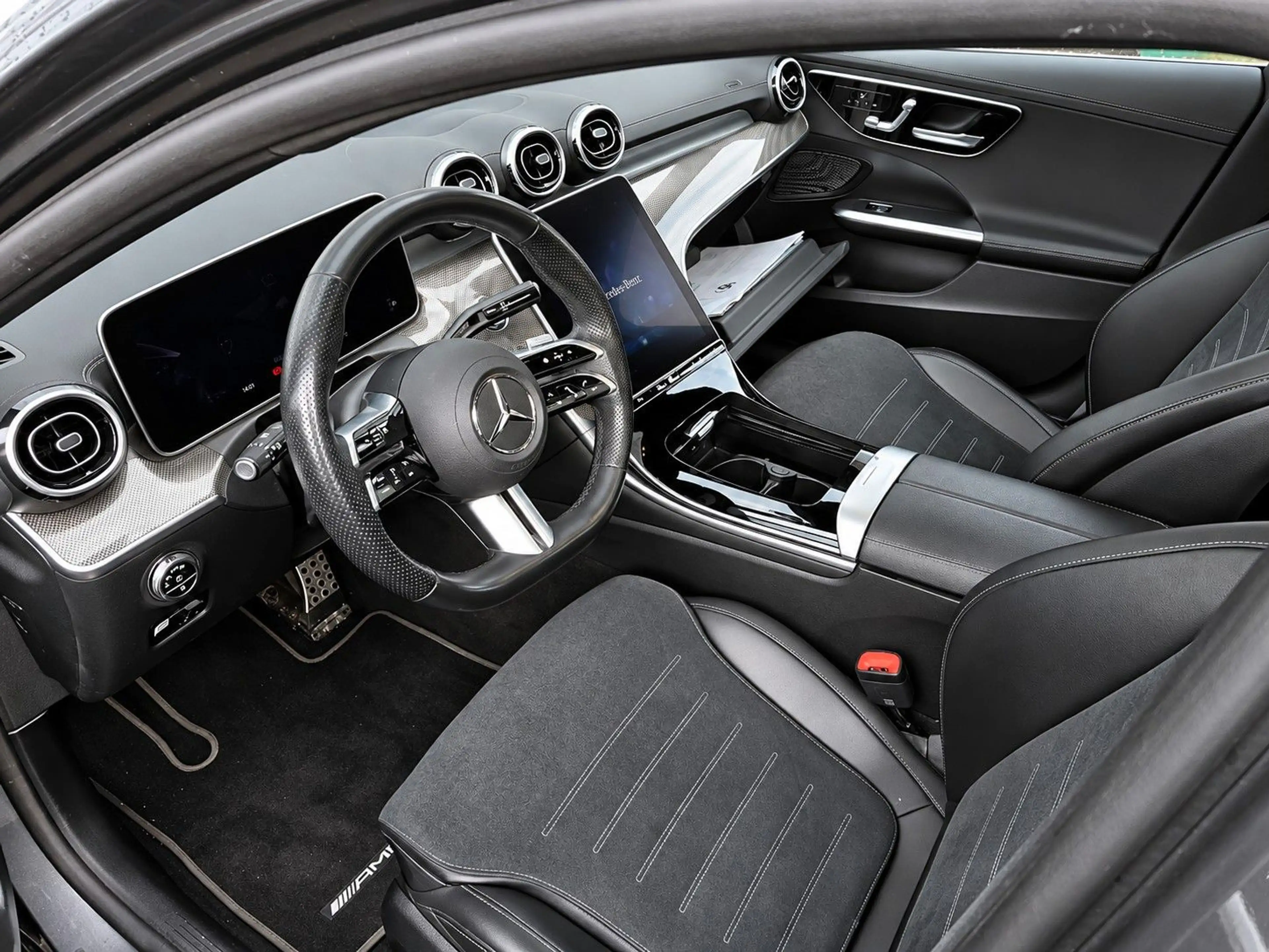 Mercedes-Benz C 300 4Matic AMG *1.Hd*Panorama*LED*MBux*Kamera* — photo 5