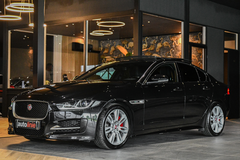 Jaguar XE 2.0 R-Sport, Panorama, Meridian, Leder, Memory, Ca — photo 3