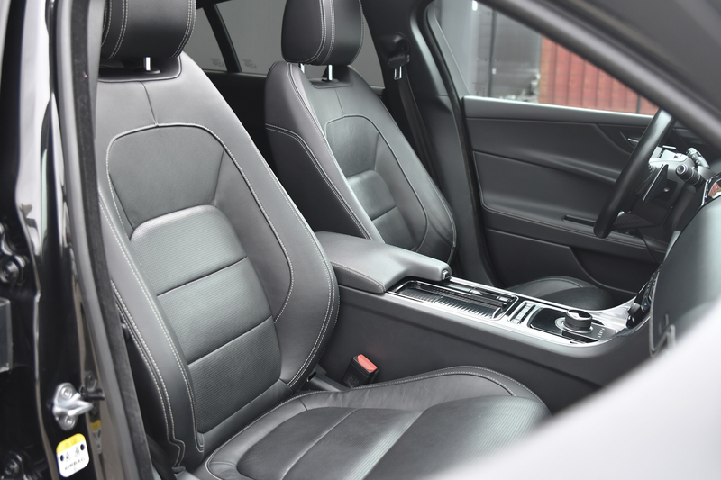 Jaguar XE 2.0 R-Sport, Panorama, Meridian, Leder, Memory, Ca — photo 15