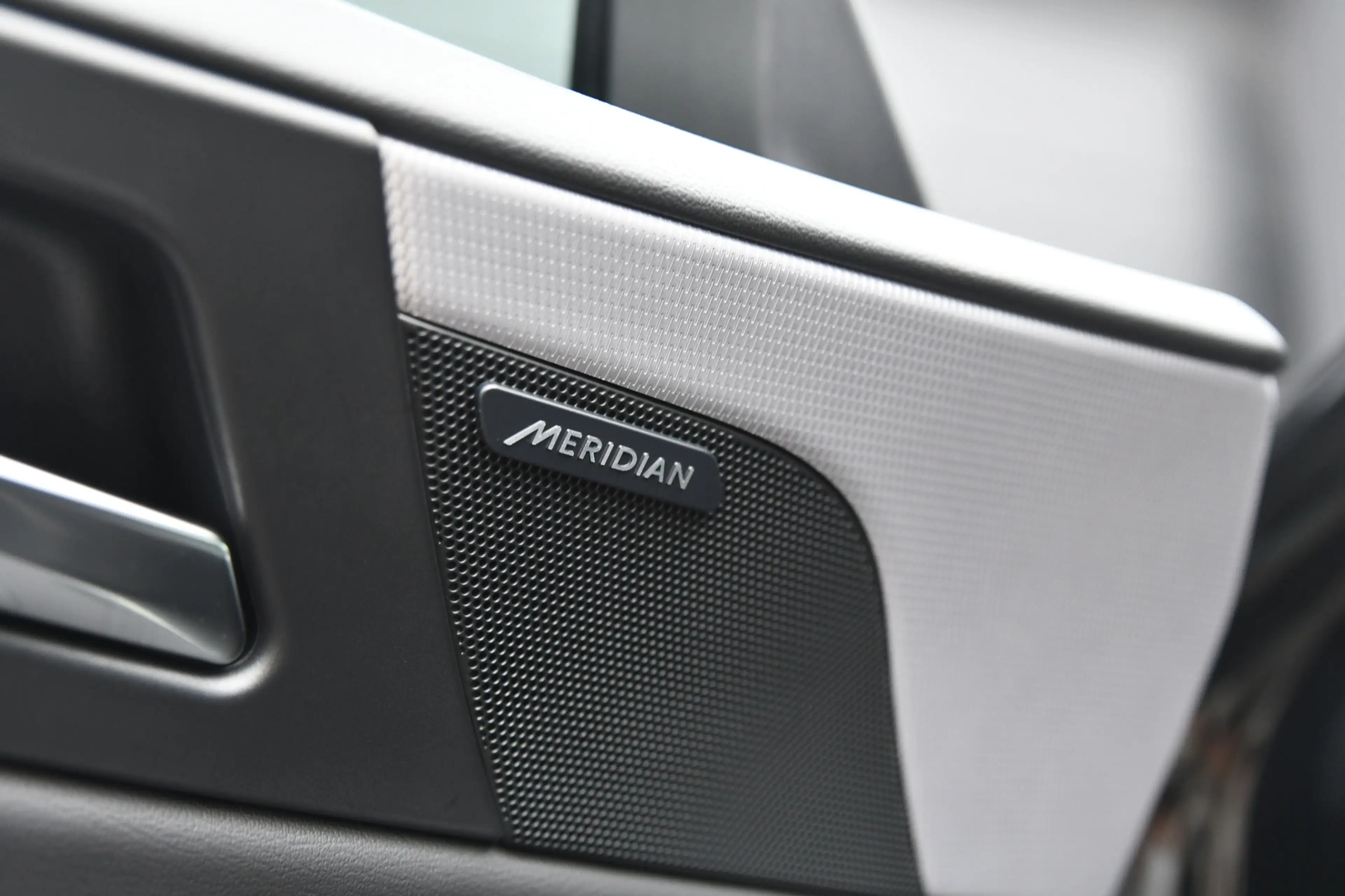 Jaguar XE 2.0 R-Sport, Panorama, Meridian, Leder, Memory, Ca — photo 20