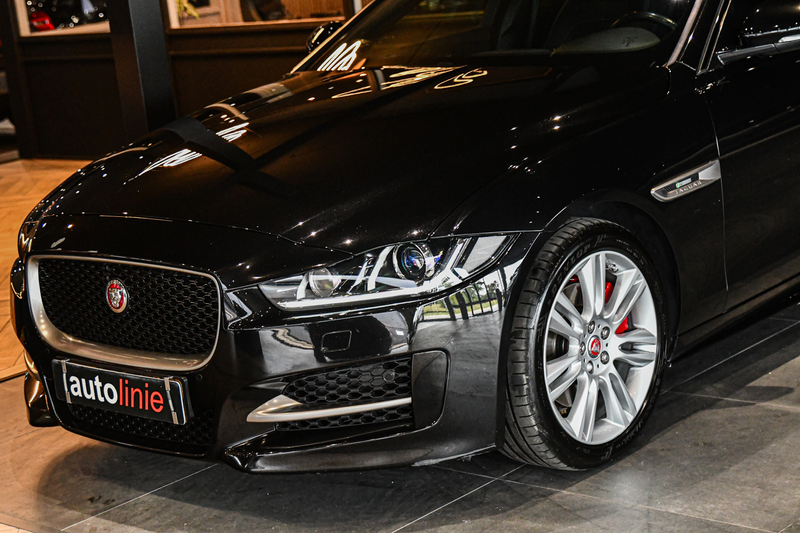 Jaguar XE 2.0 R-Sport, Panorama, Meridian, Leder, Memory, Ca — photo 12
