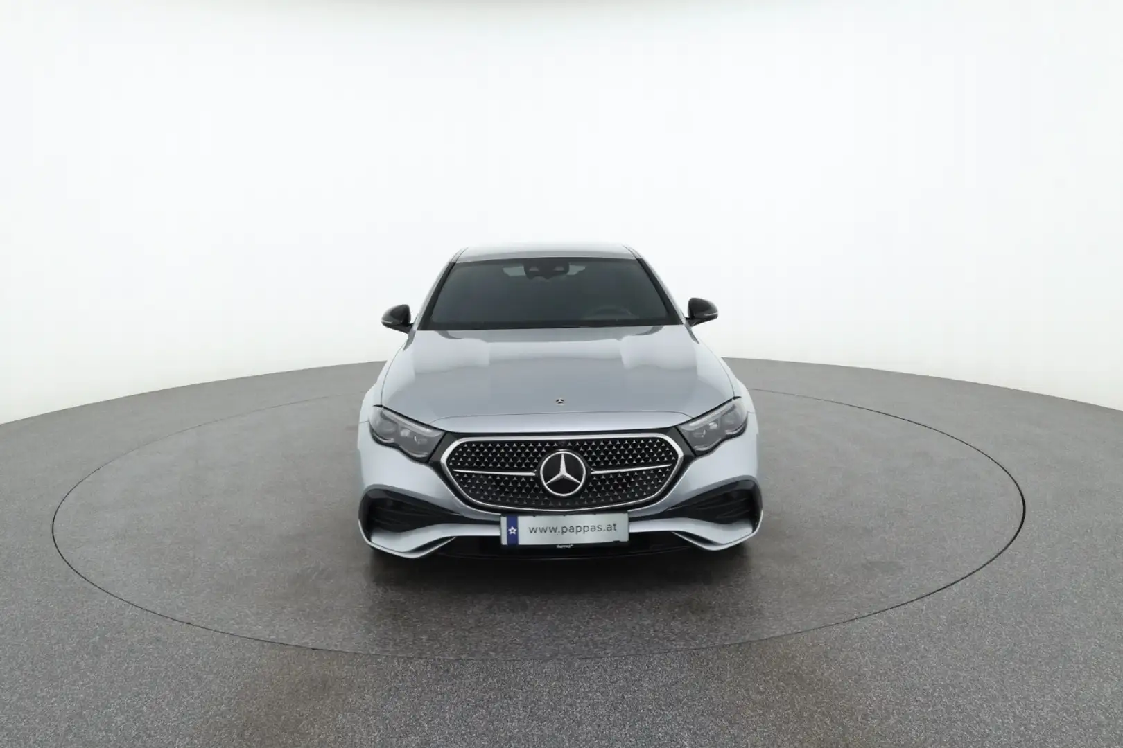 Mercedes-Benz E 300 de 4MATIC Limousine mit EQ Hybrid Technologie Öste Silber - 2