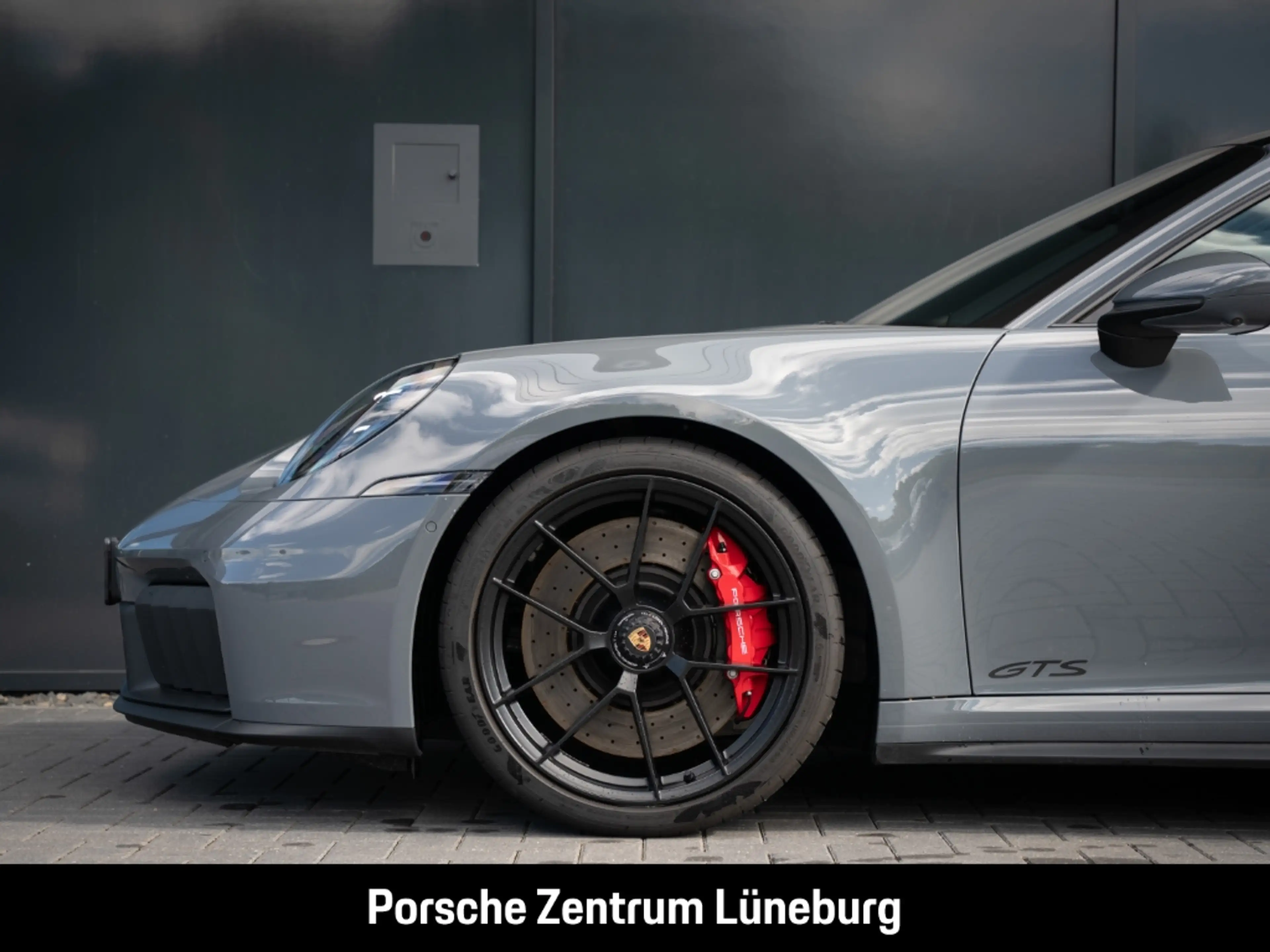 Porsche 992 911 Carrera GTS Liftsystem-VA Surround-View — photo 12