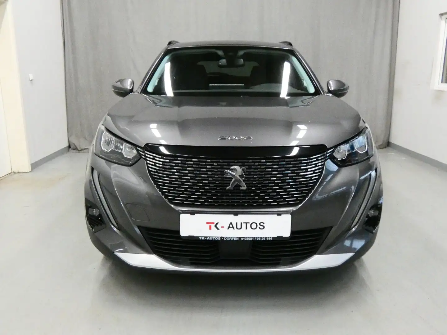 Peugeot 2008 1.5 Allure Pack, 1.Hand,Navi,LED,Tempo,AHK Grigio - 2
