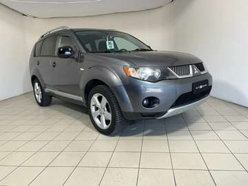 Mitsubishi Outlander 2.2 di-d Instyle 7 posti 4wd