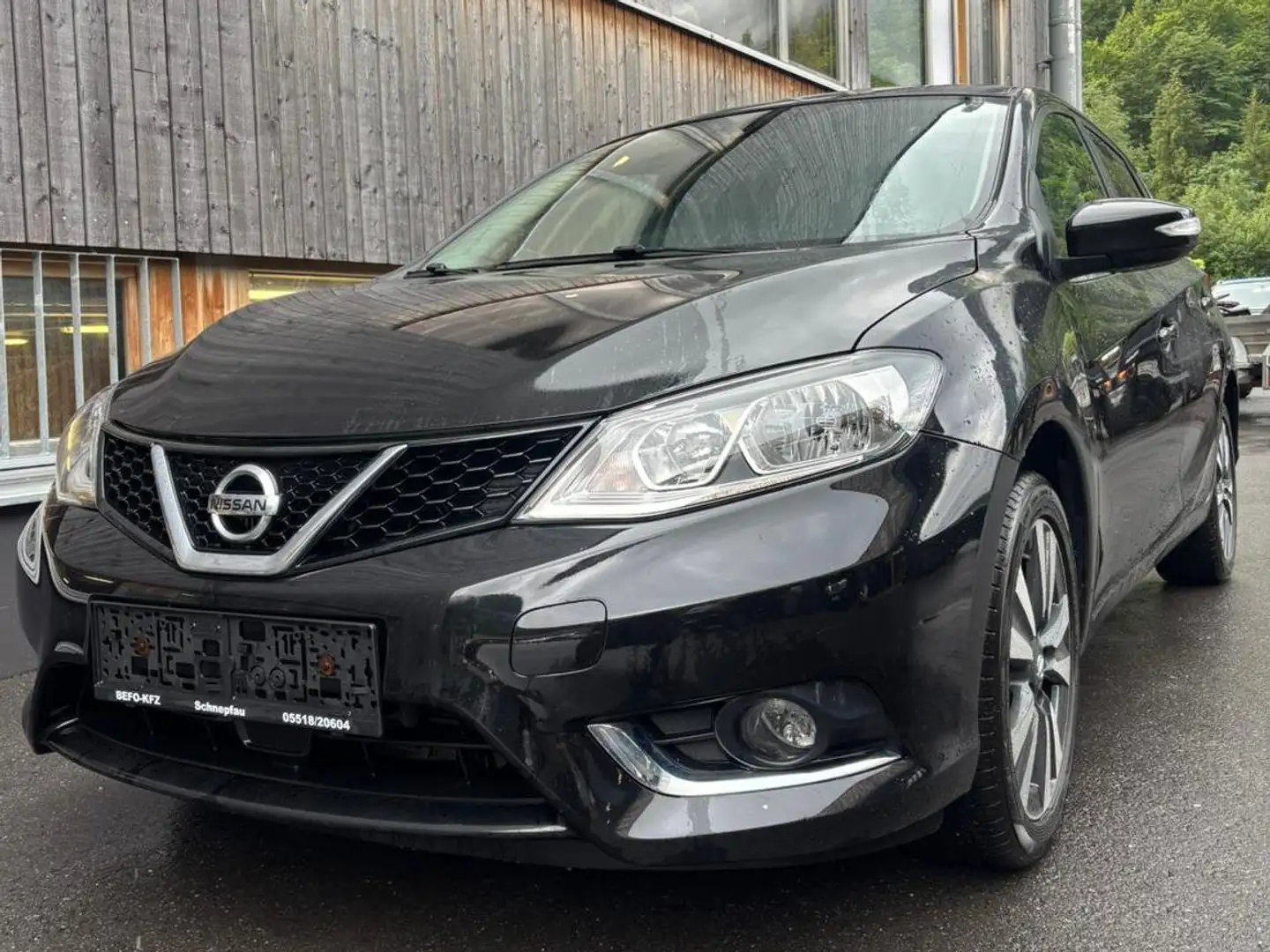 Nissan Pulsar N-Connecta Schwarz - 1