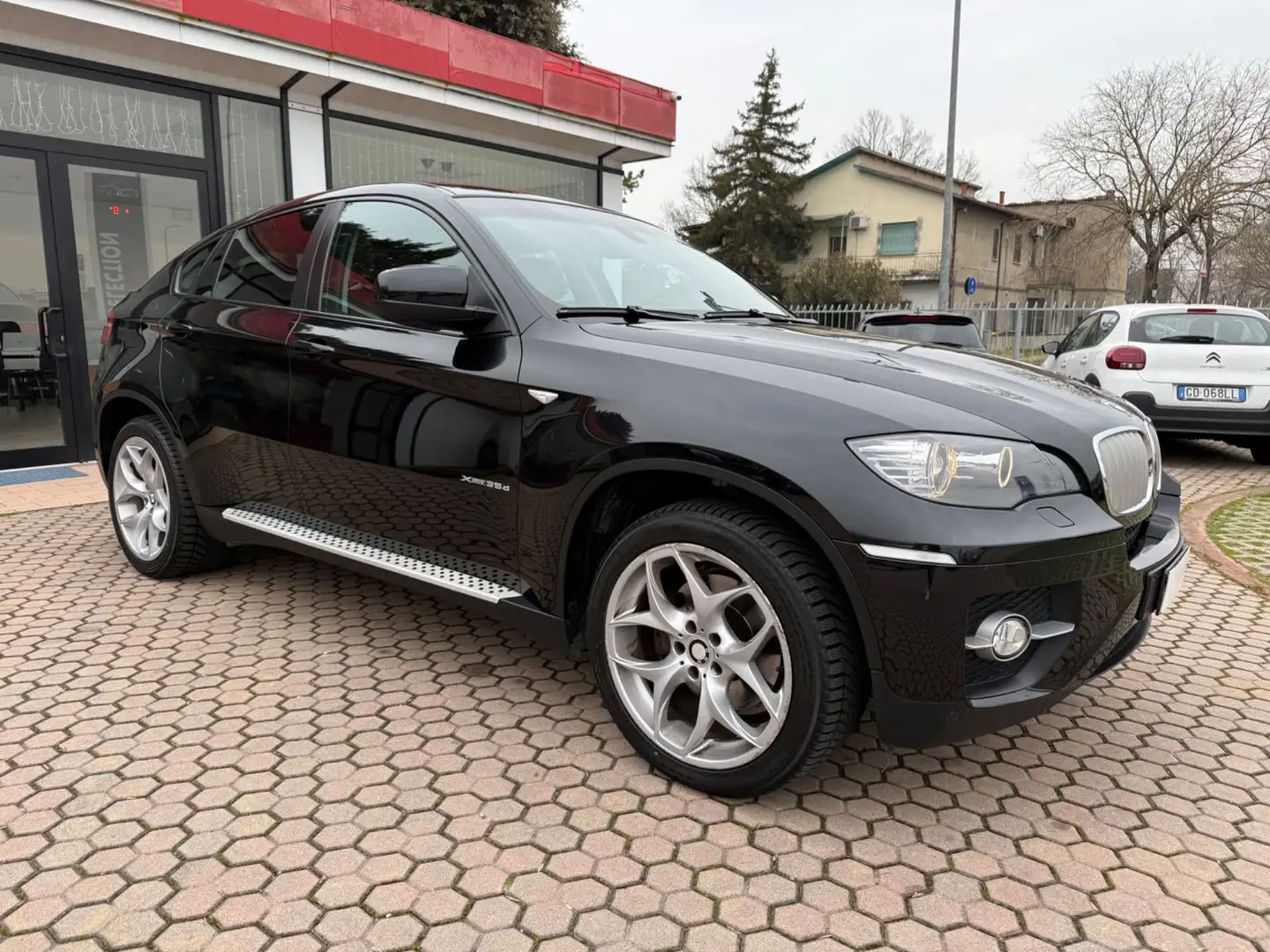 BMW X6 xDrive35d Attiva Nero - 2