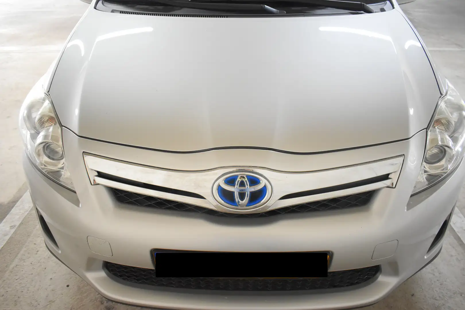 Toyota Auris Auris+1.8+Full+Hybrid+Asp. Grijs - 1