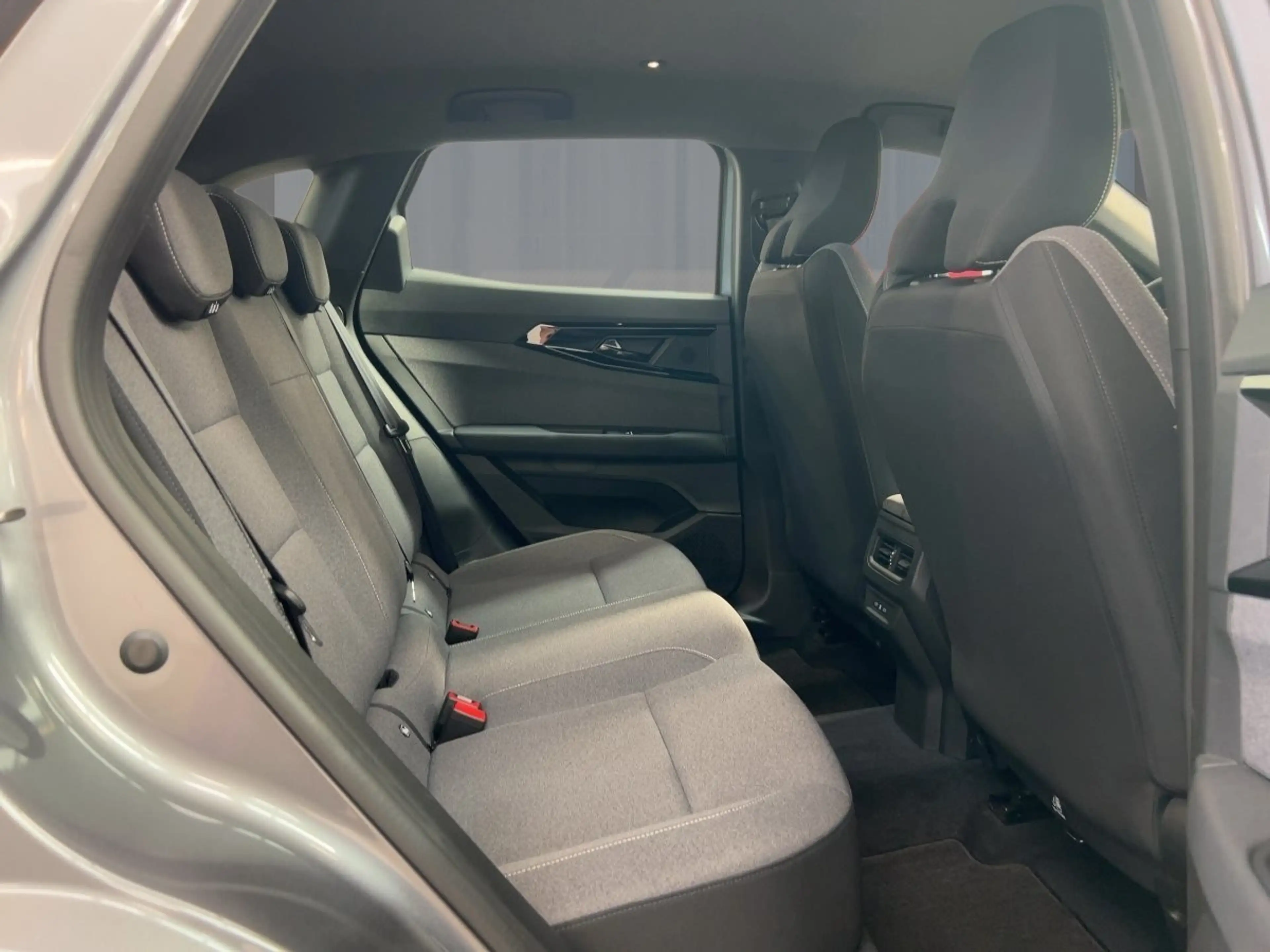 Renault Austral EVOLUTION MILD HYBRID 160 AUTOMATIK Sitzheizung — photo 9