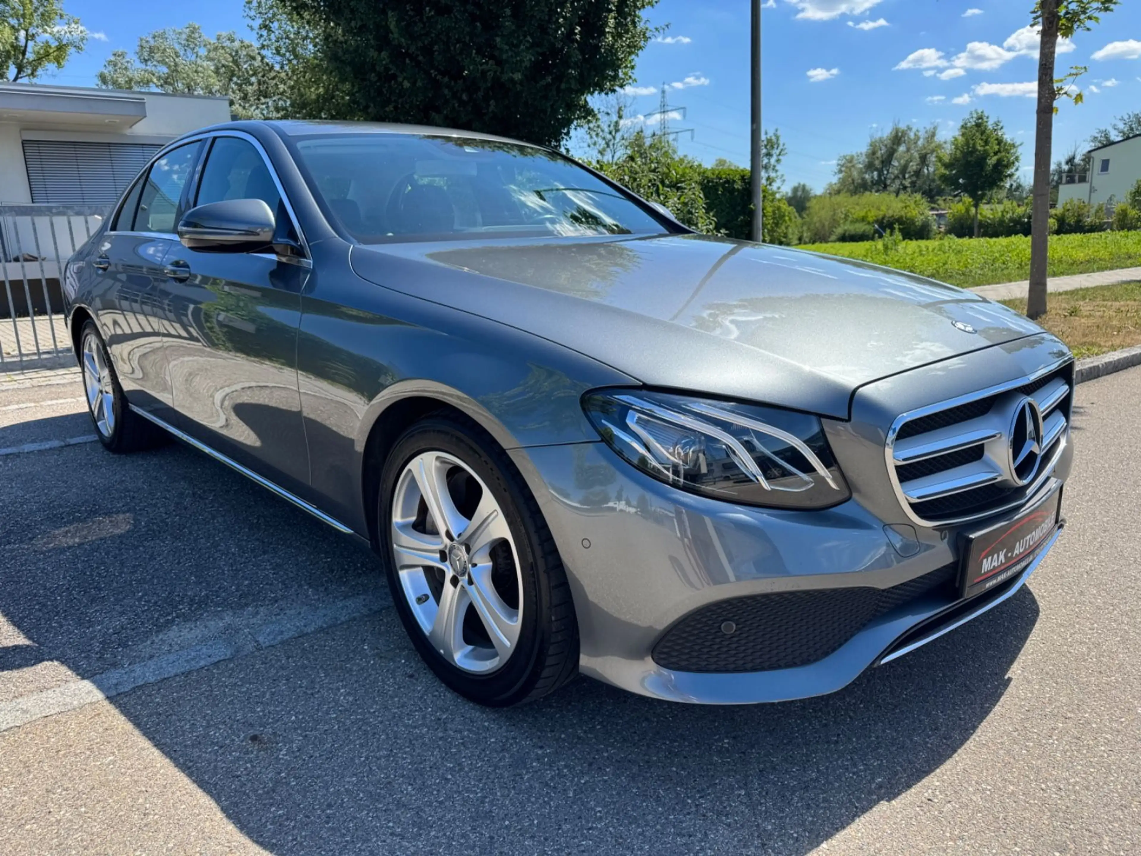 Mercedes-Benz E 200 9G-Aut Lim. 18"ALU Ambiente Comand RFK LED — photo 7